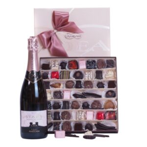 Bonbon (50 szemes) ajándékdoboz pezsgővel (CAVA)