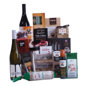 Csemege ajándék kosárban